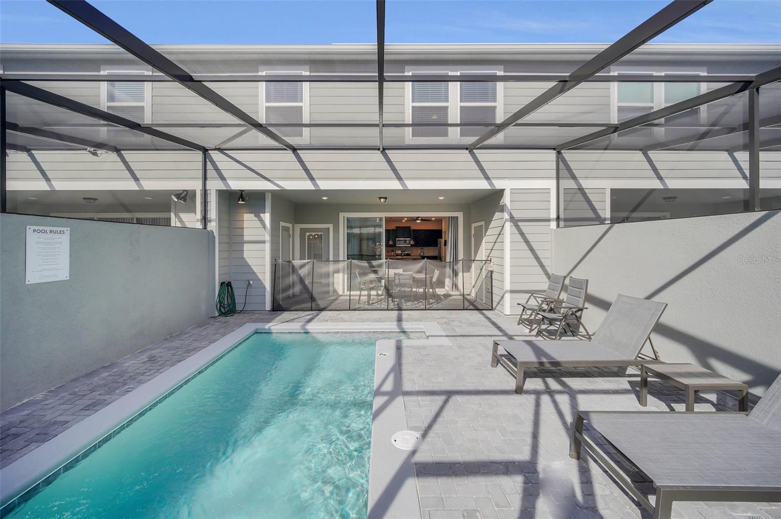 WINDSOR ISLAND RESIDENCE PH 3 - Residential
