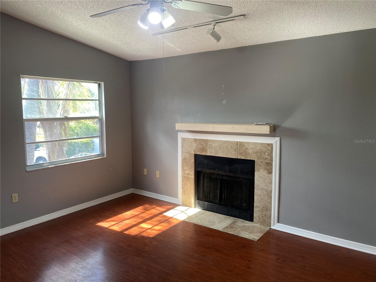 MIRROR LAKE SEC 2 - Residential