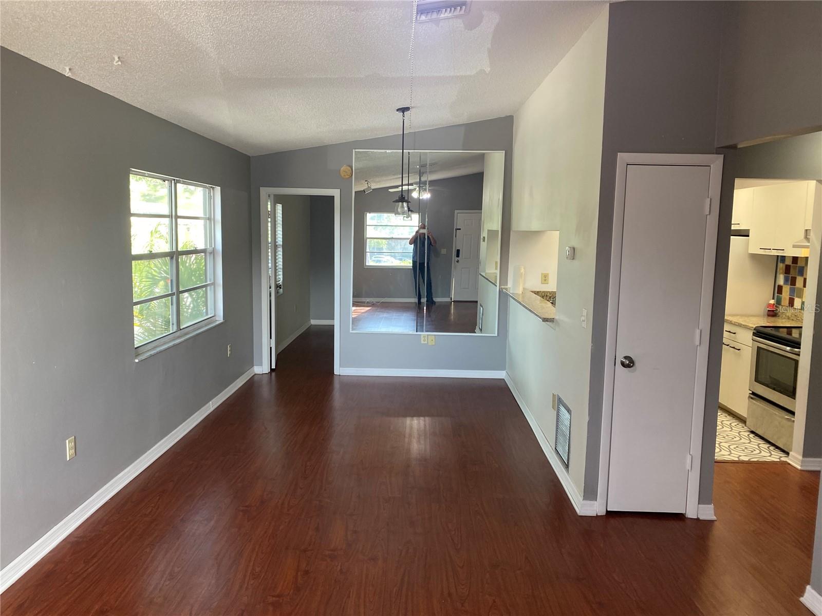 MIRROR LAKE SEC 2 - Residential