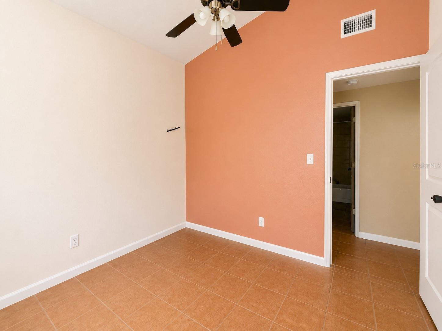LAKE KNOWLES TERRACE ADD 02 - Residential Lease