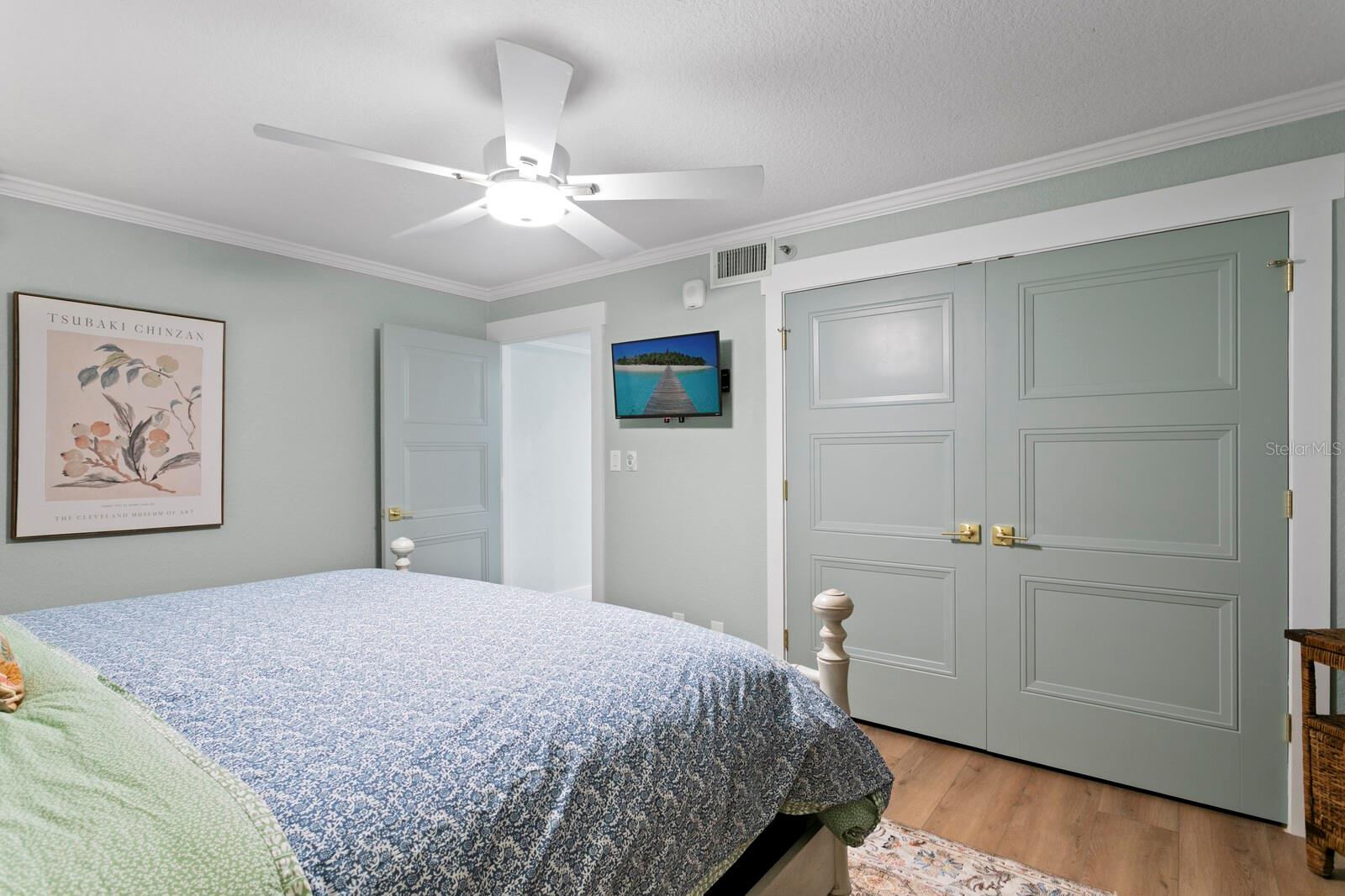 MARINERS LIGHT CONDO - Residential
