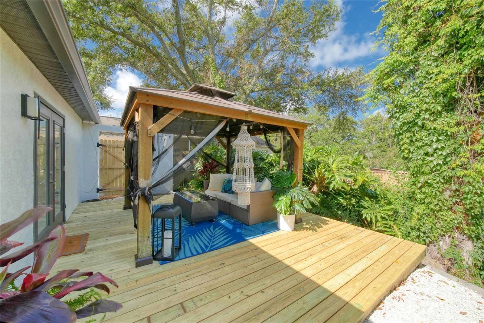 HIDDEN GROVE COURT - Residential