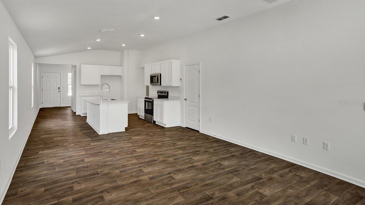 GRAND RESERVE AND GOLF CLUB - Residential