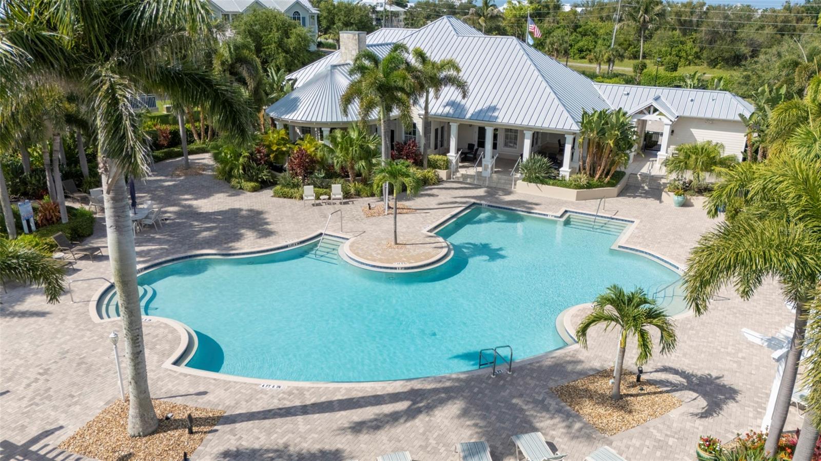 LANDINGS AT CORAL CREEK - Residential