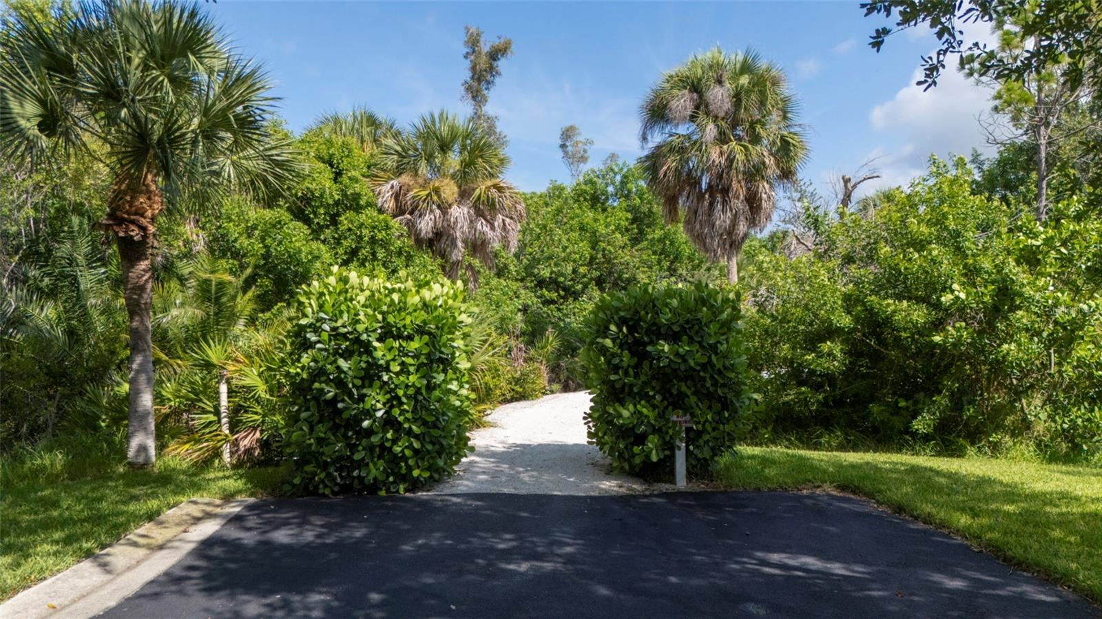 LANDINGS AT CORAL CREEK - Residential