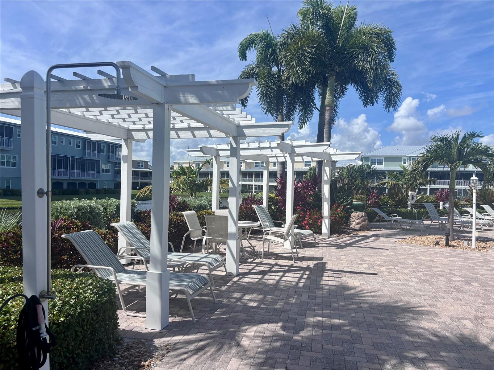 LANDINGS AT CORAL CREEK - Residential