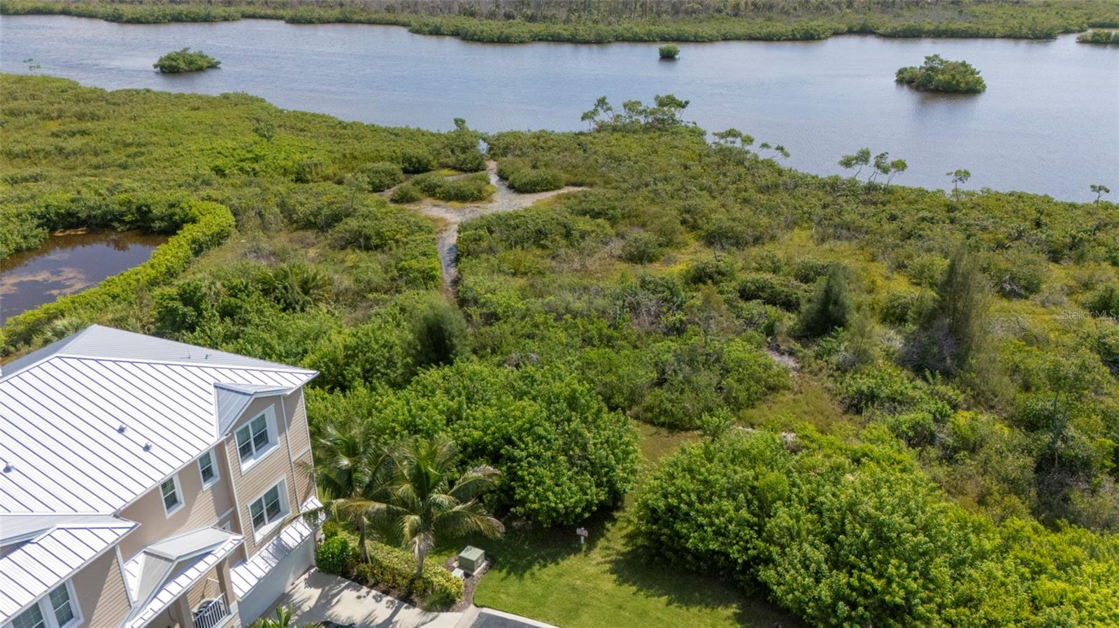 LANDINGS AT CORAL CREEK - Residential