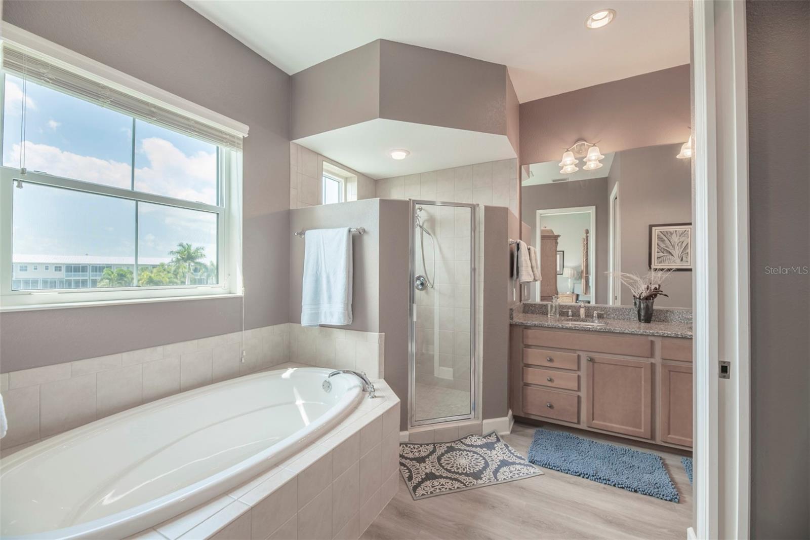 LANDINGS AT CORAL CREEK - Residential