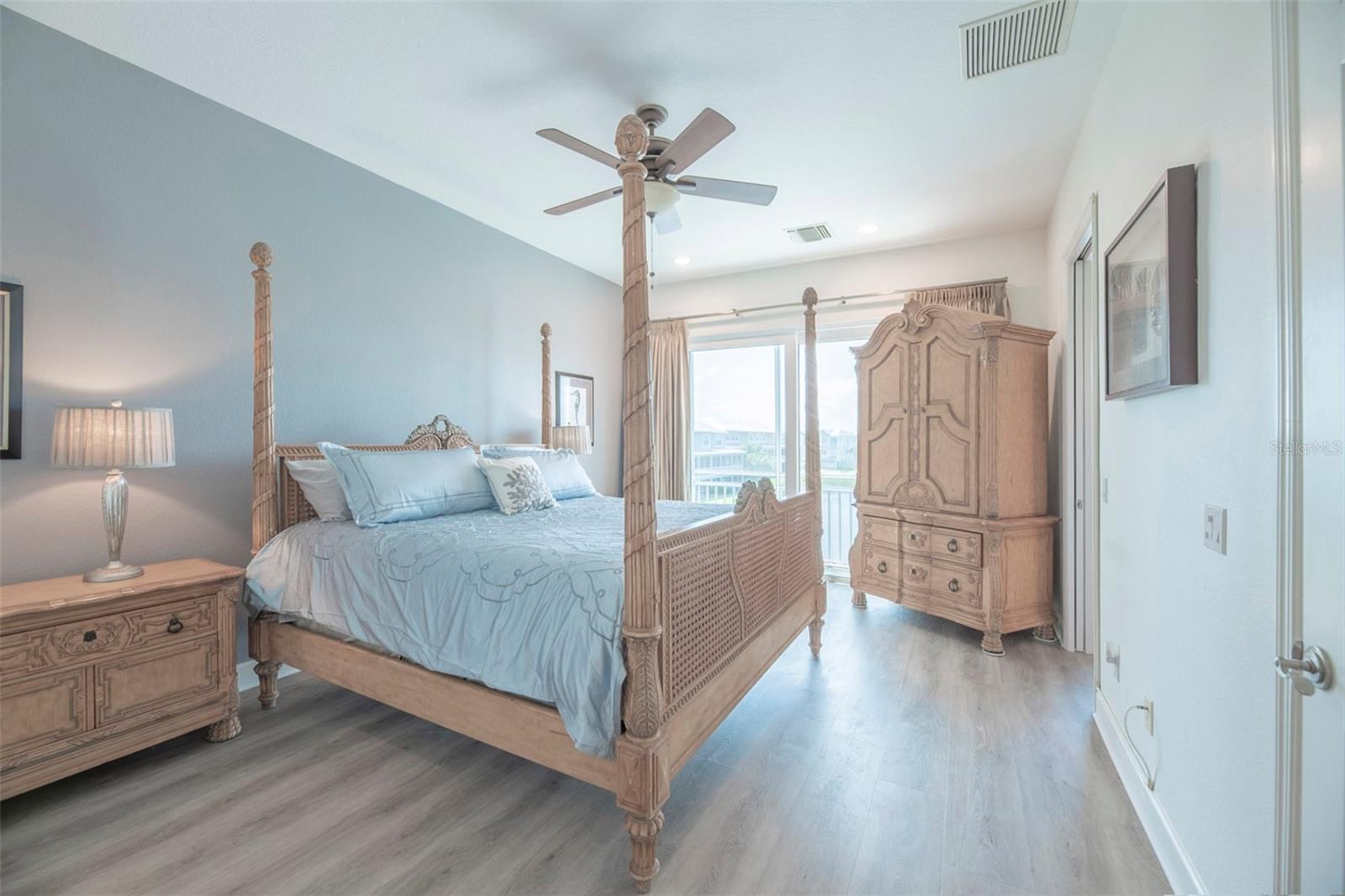 LANDINGS AT CORAL CREEK - Residential