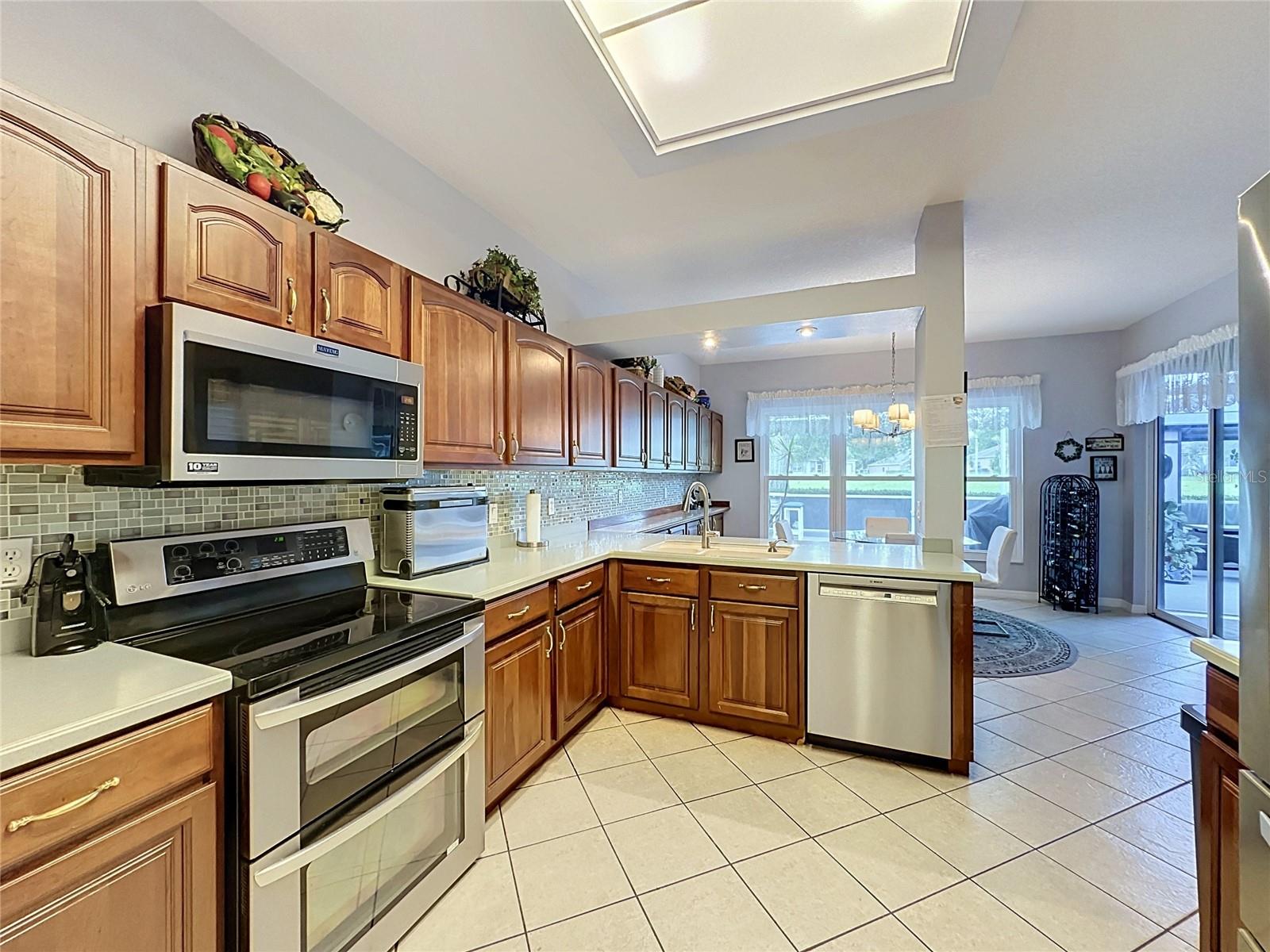 KINGS RIDGE - Residential