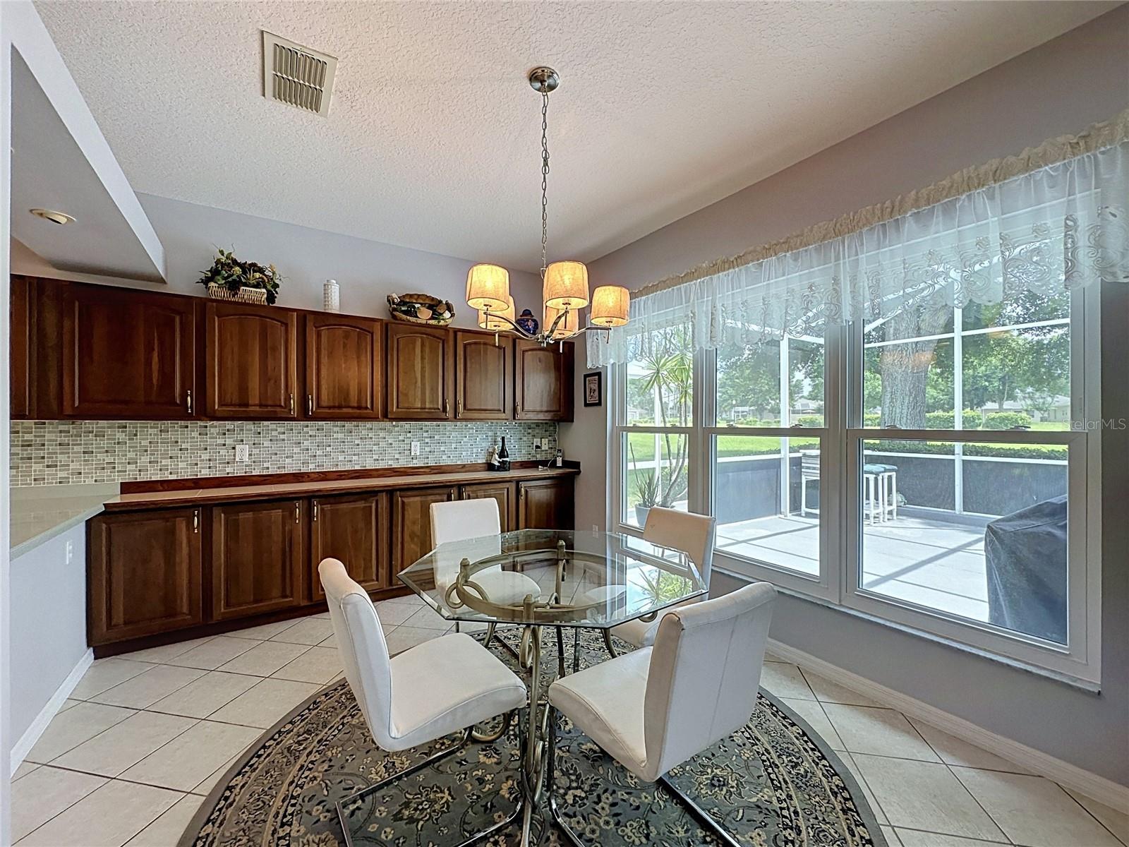 KINGS RIDGE - Residential