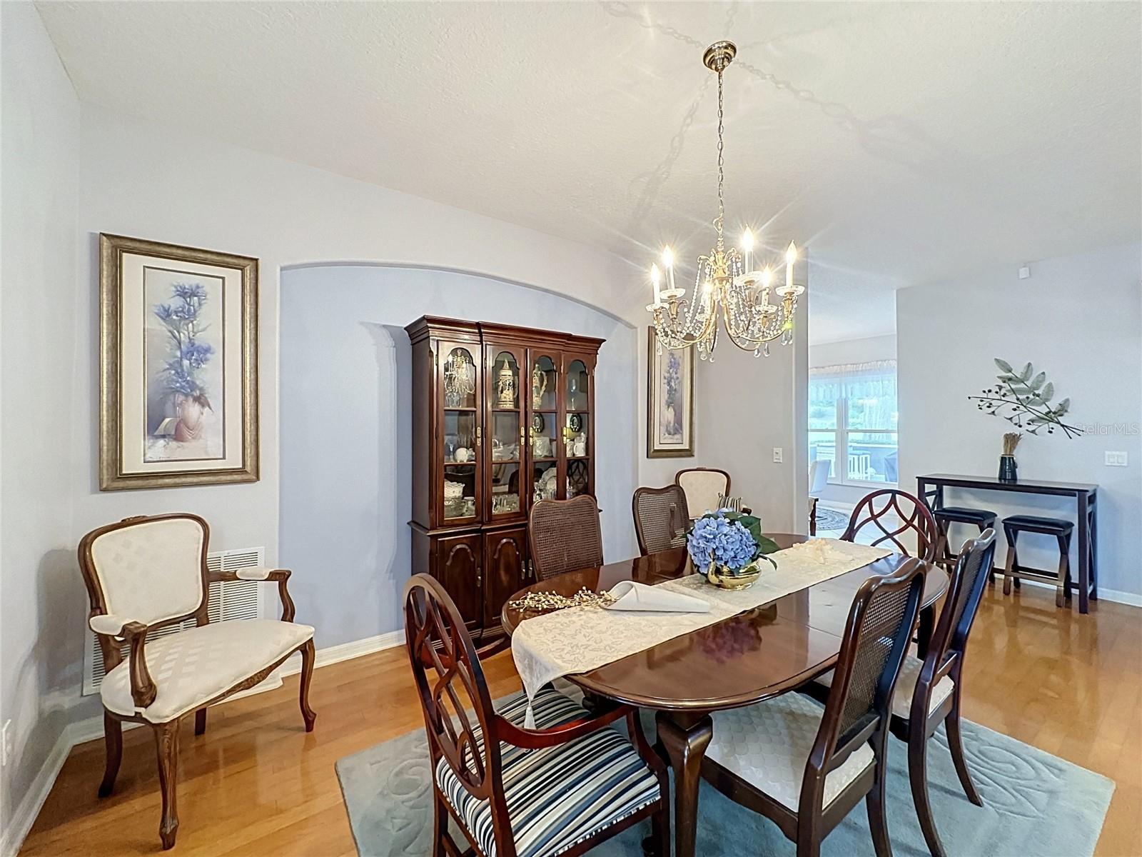KINGS RIDGE - Residential