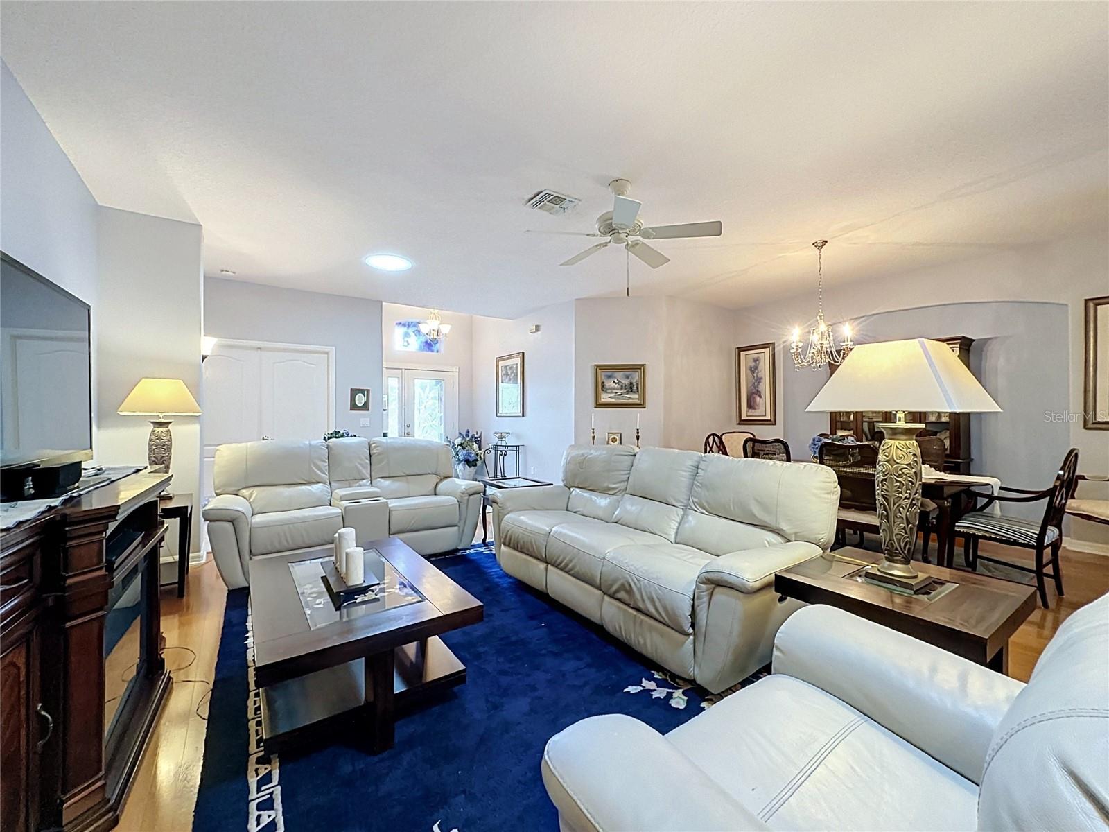 KINGS RIDGE - Residential