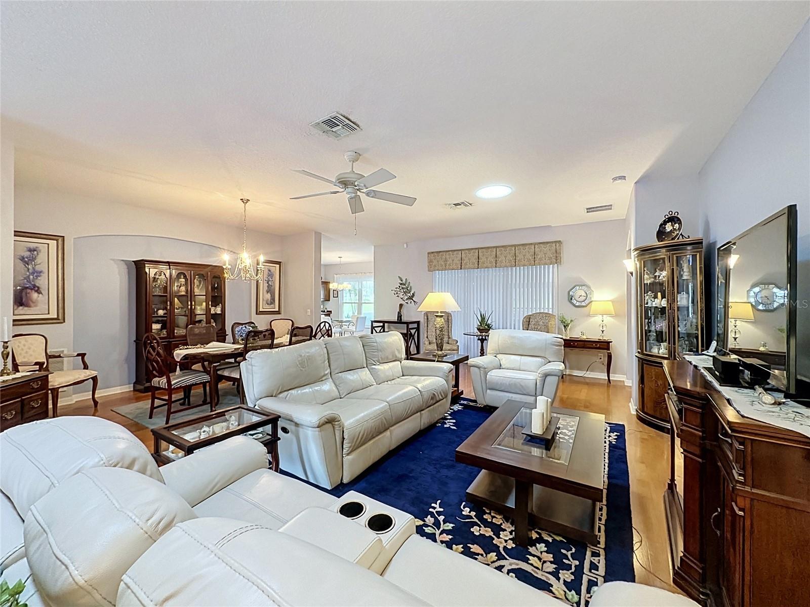 KINGS RIDGE - Residential