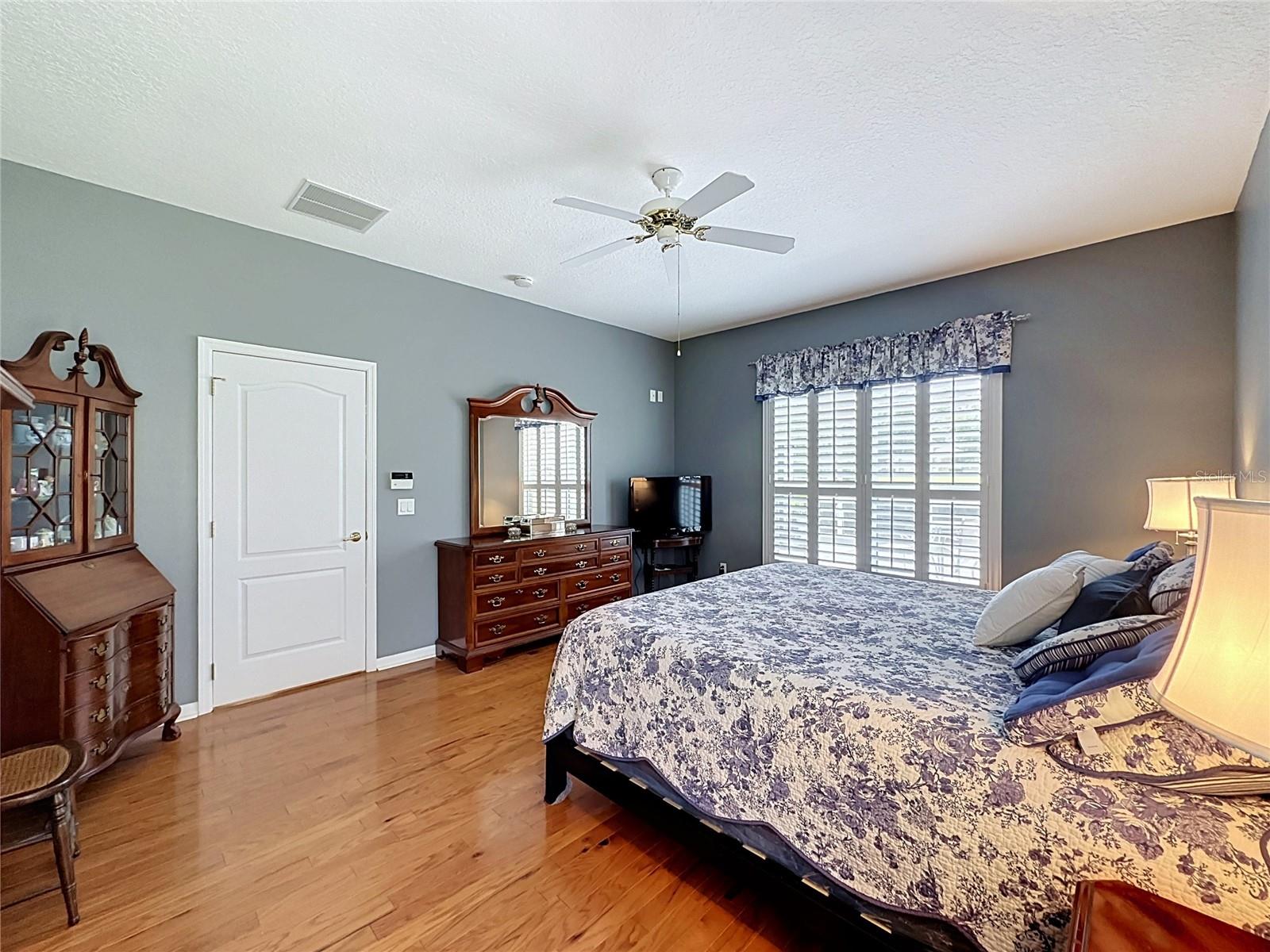 KINGS RIDGE - Residential