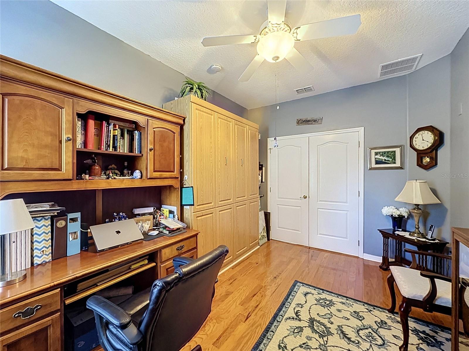 KINGS RIDGE - Residential