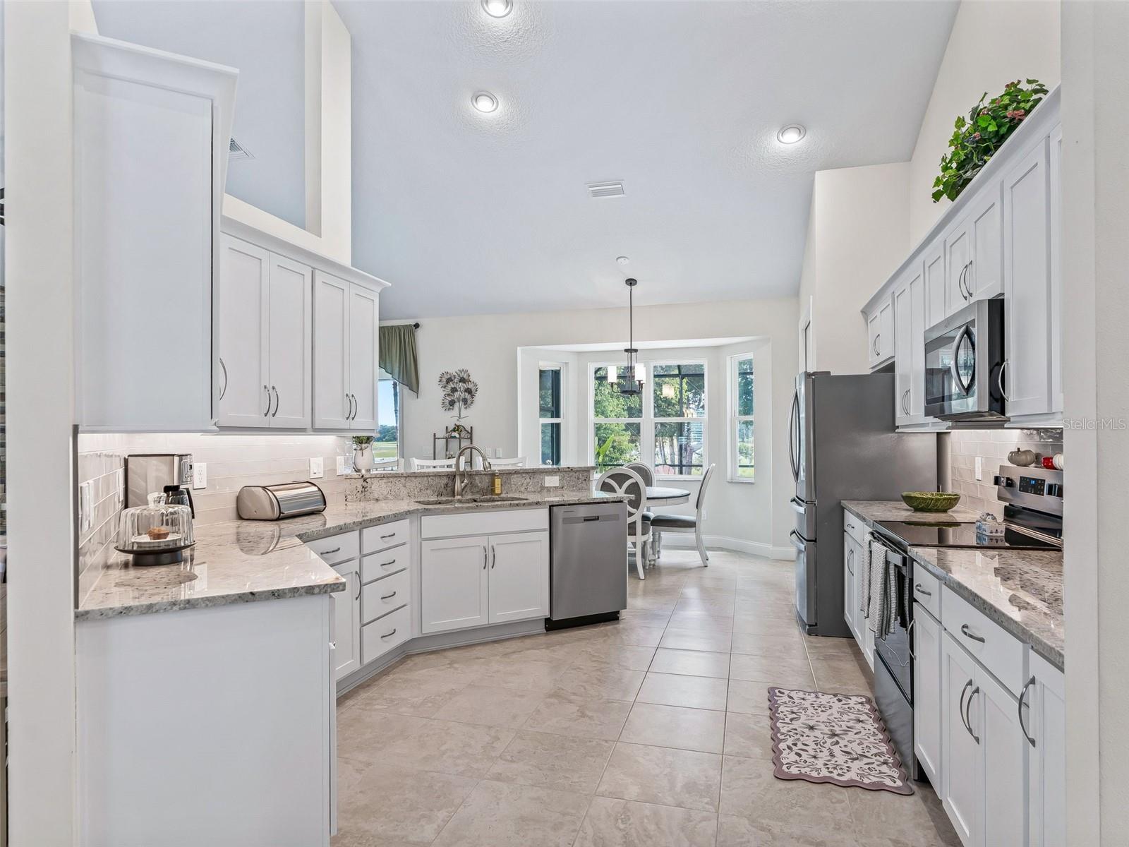 OAK POINTE SUB - Residential