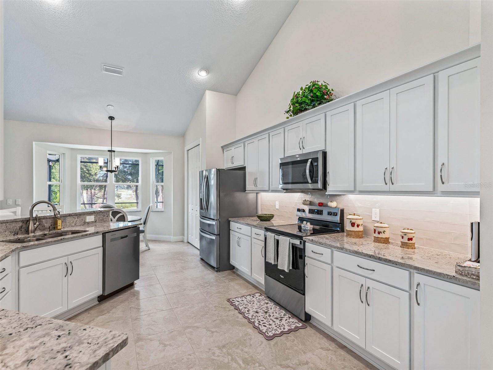 OAK POINTE SUB - Residential