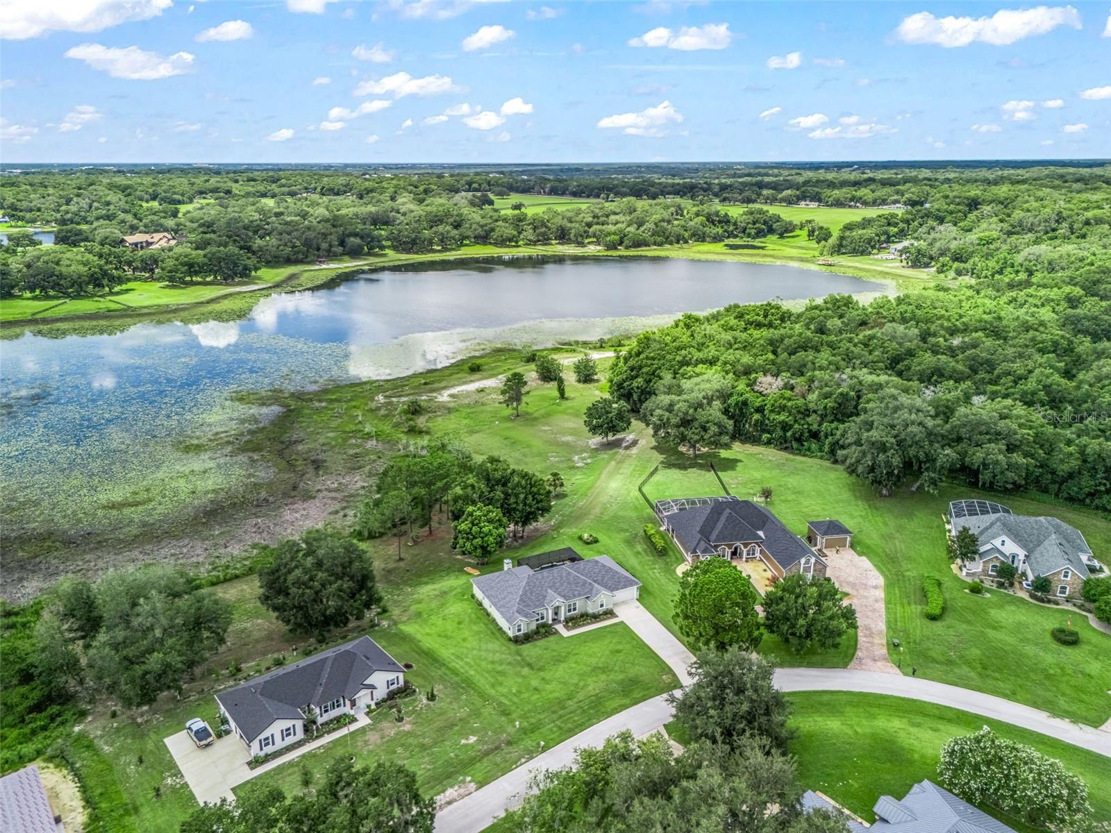 OAK POINTE SUB - Residential