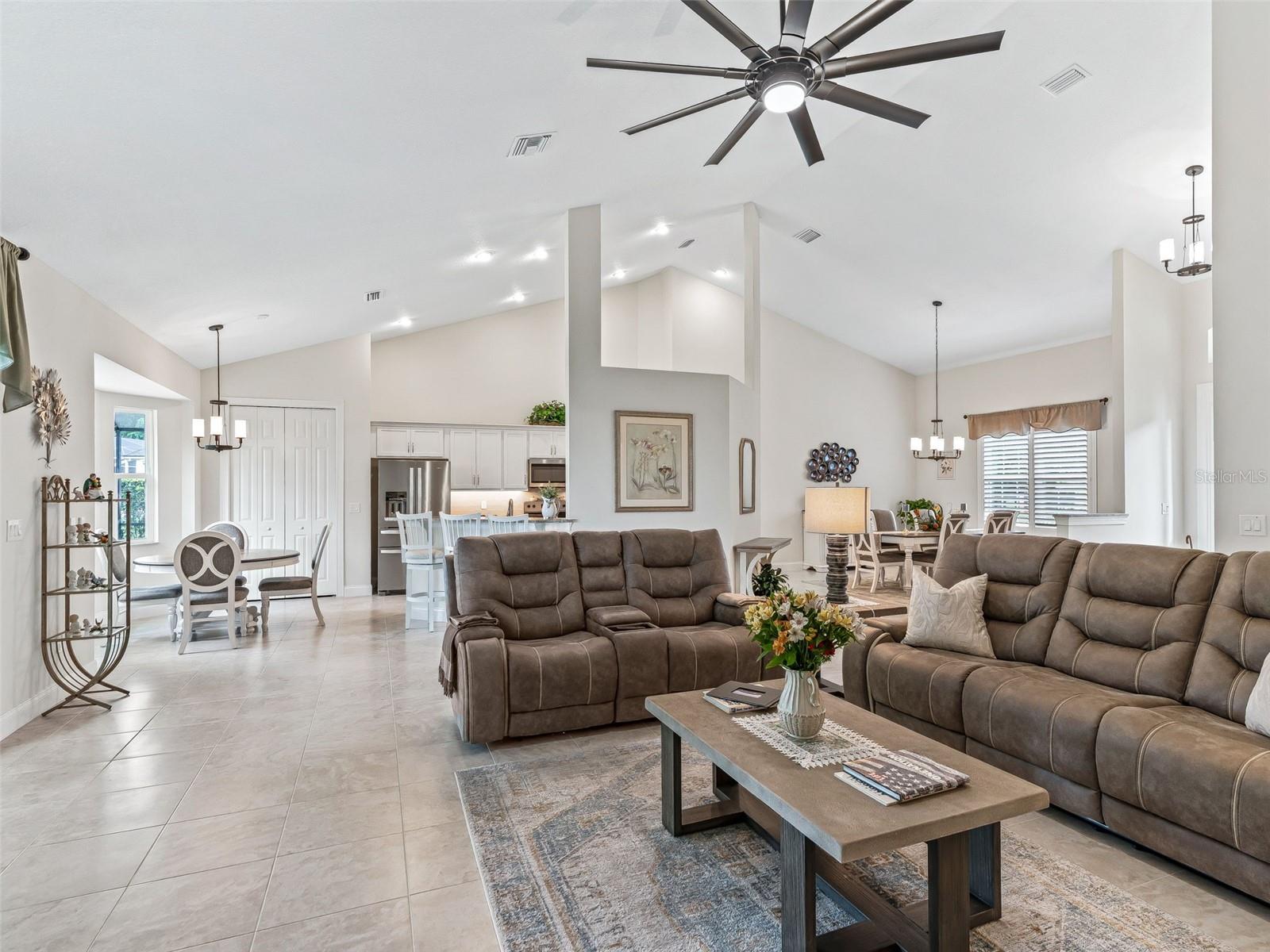 OAK POINTE SUB - Residential