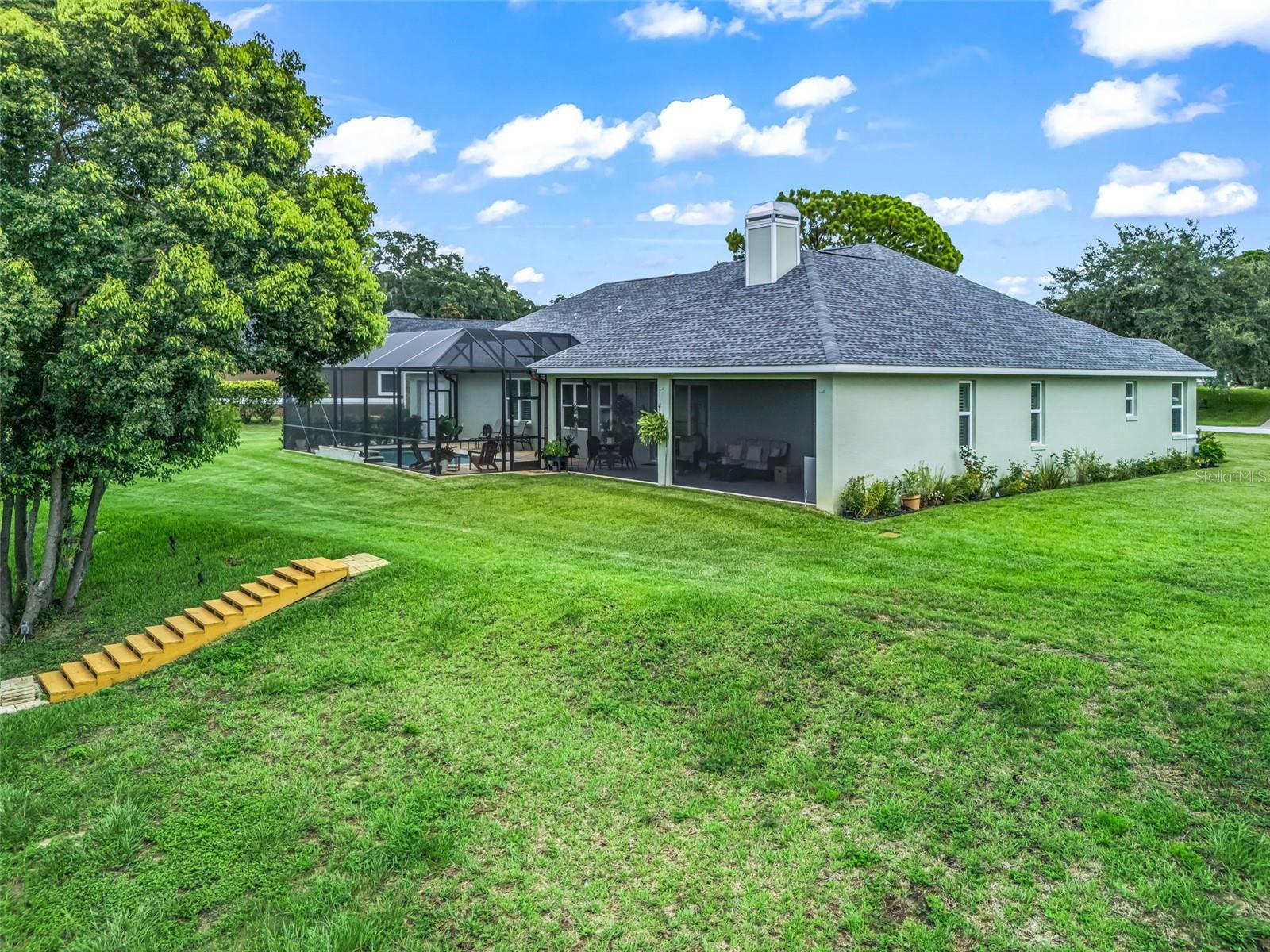 OAK POINTE SUB - Residential