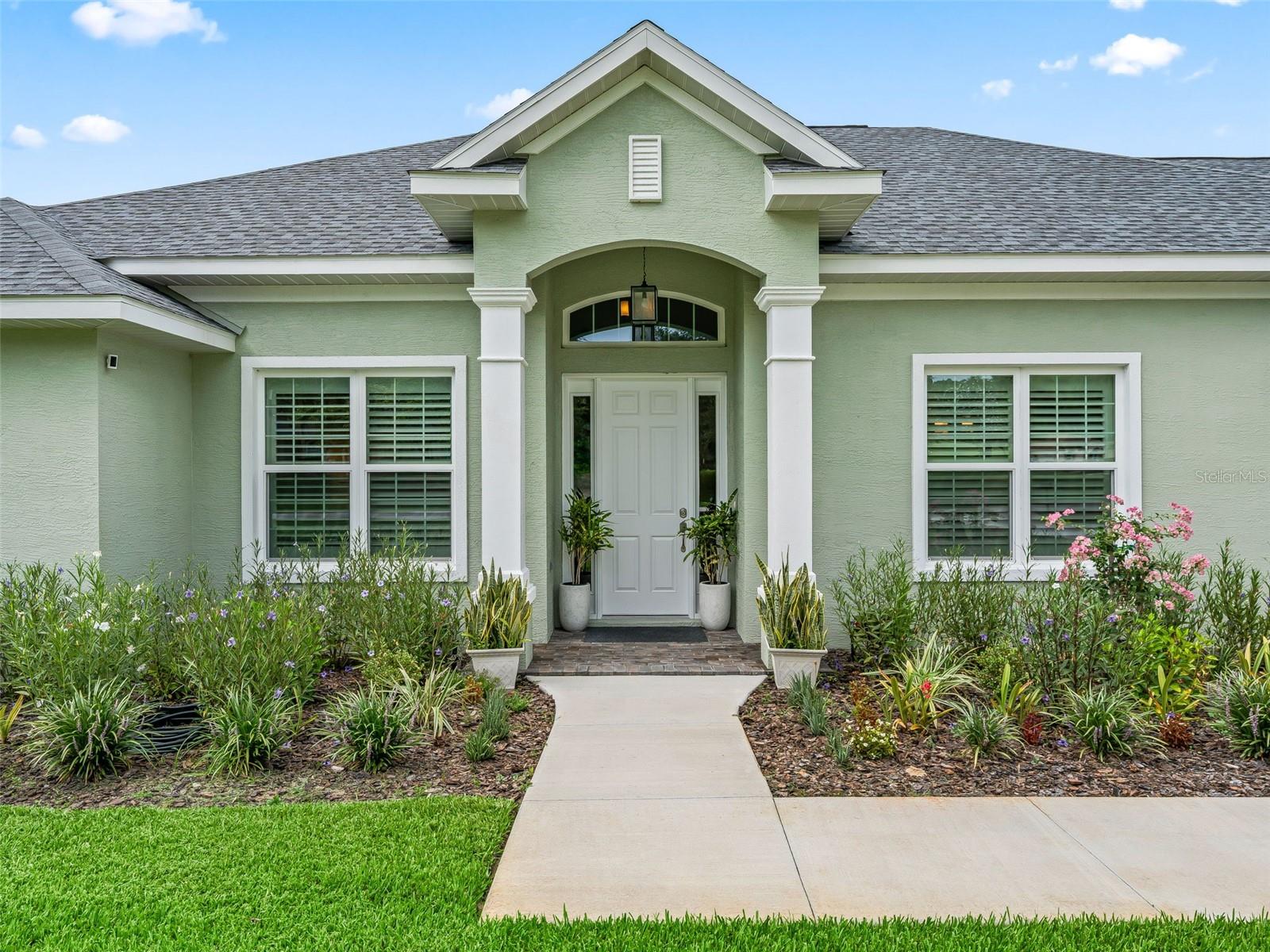 OAK POINTE SUB - Residential