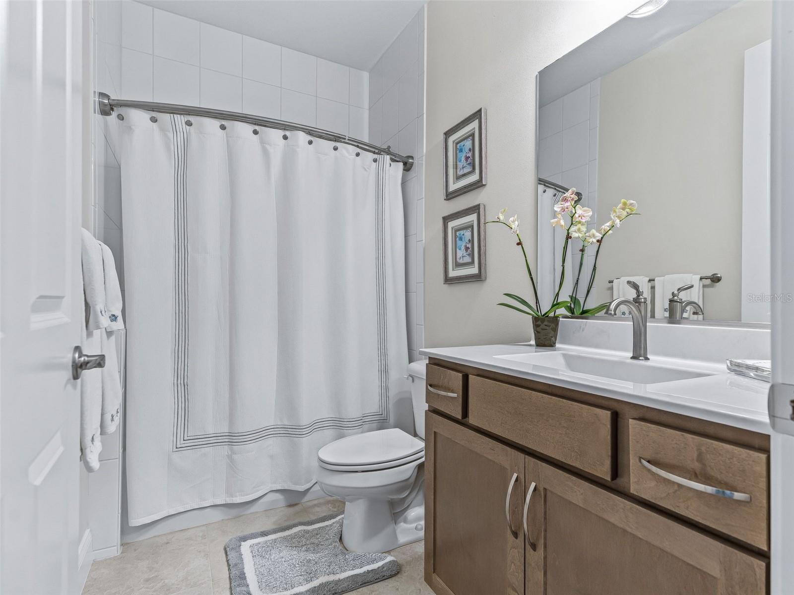 OAK POINTE SUB - Residential