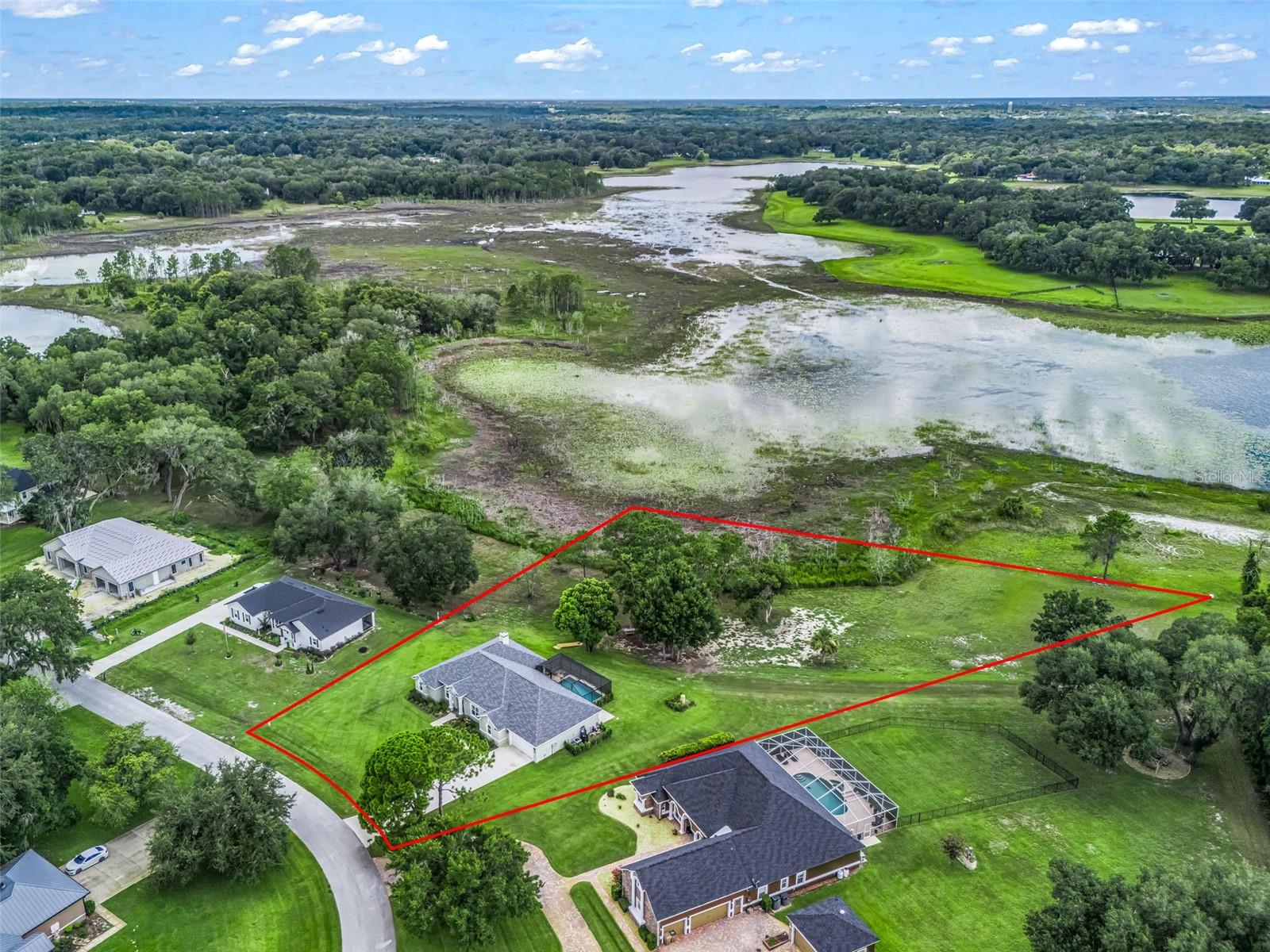 OAK POINTE SUB - Residential