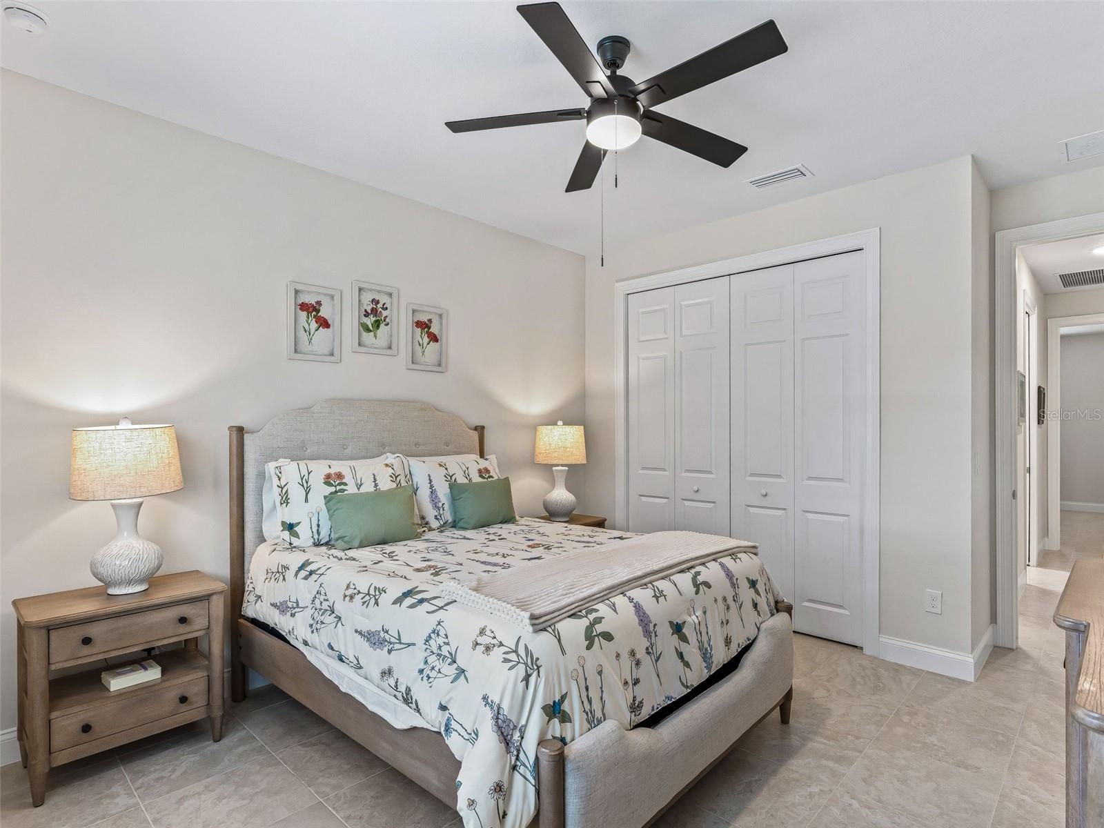 OAK POINTE SUB - Residential