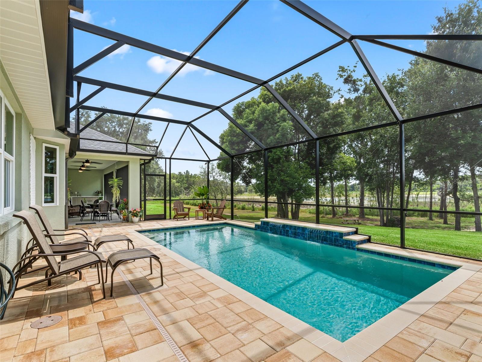 OAK POINTE SUB - Residential