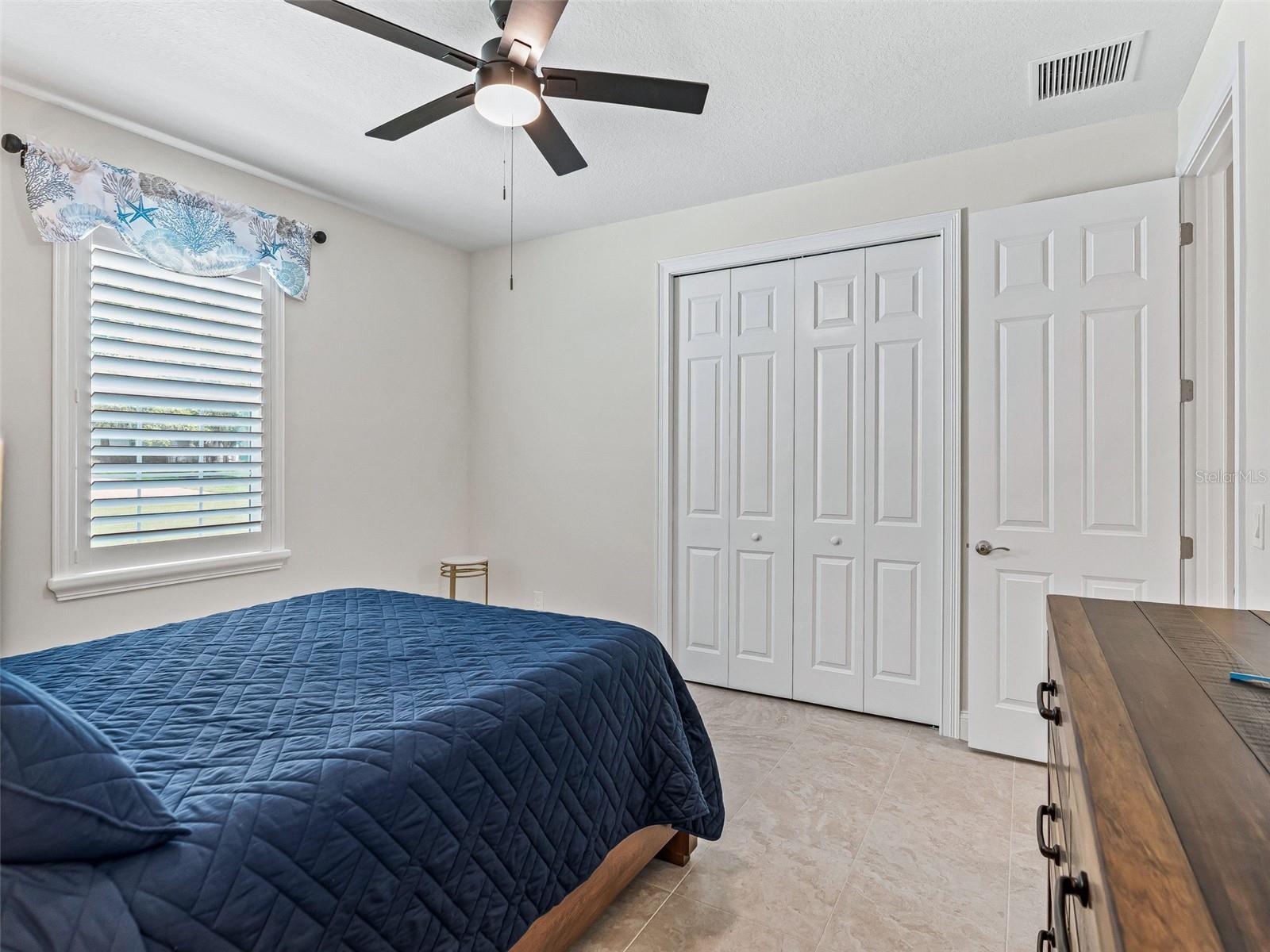 OAK POINTE SUB - Residential
