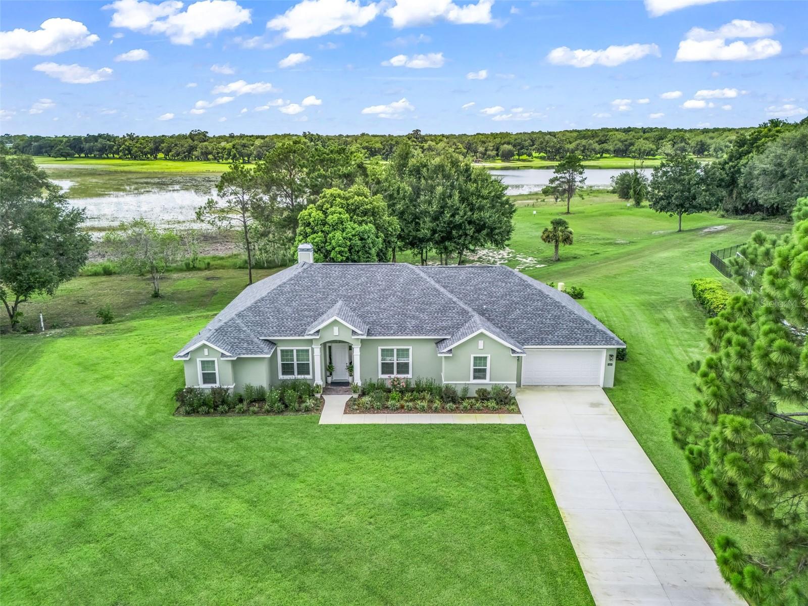 OAK POINTE SUB - Residential