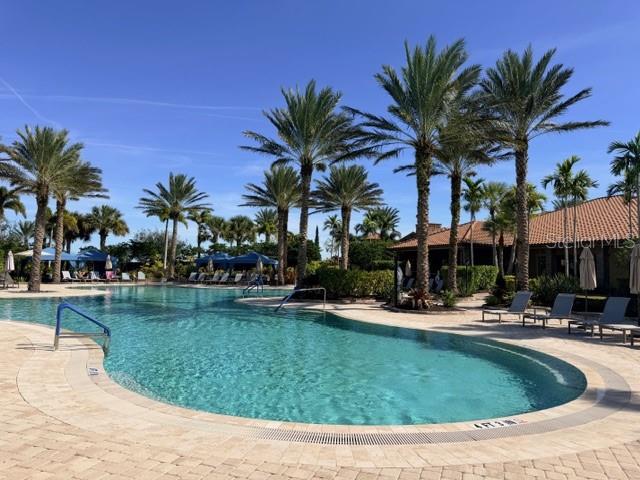 ESPLANADE GOLF & COUNTRY CLUB - Residential
