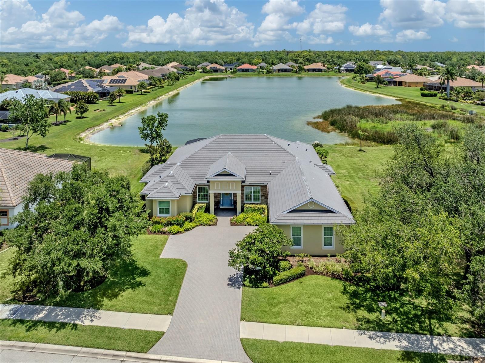 STONE WALK - Residential
