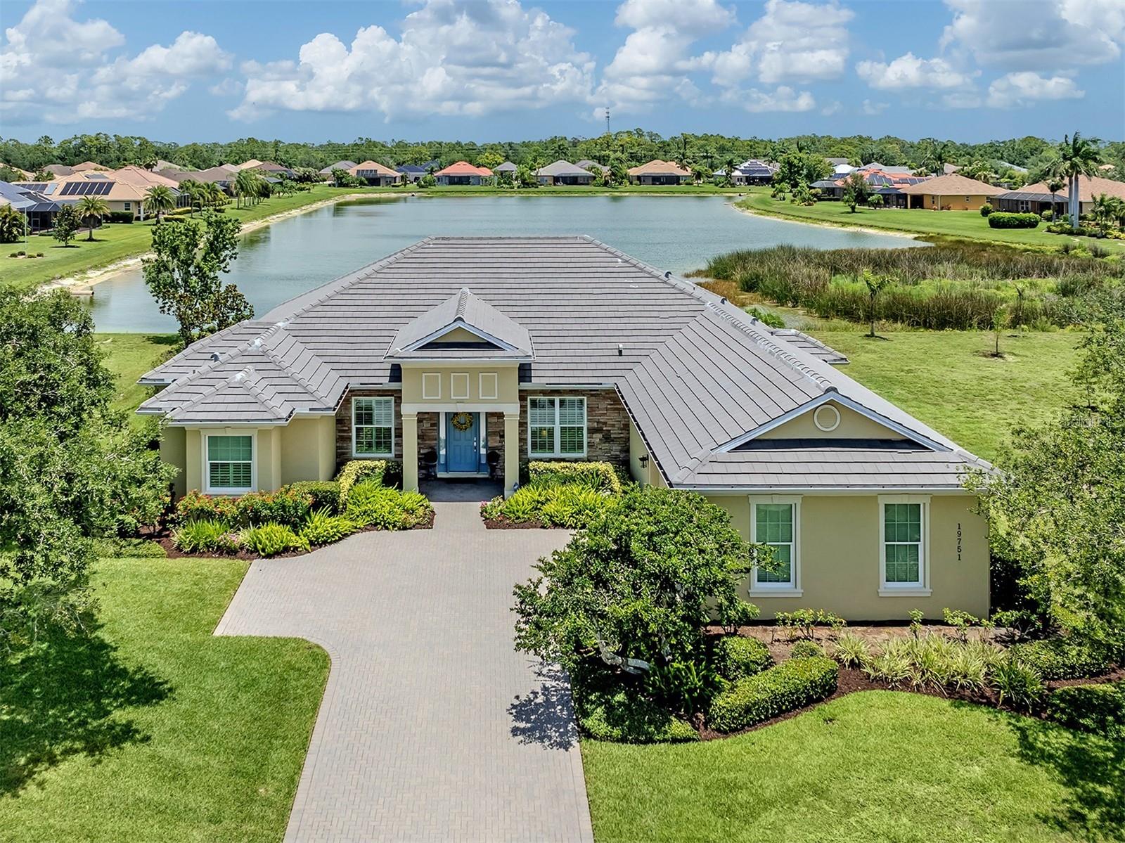 STONE WALK - Residential