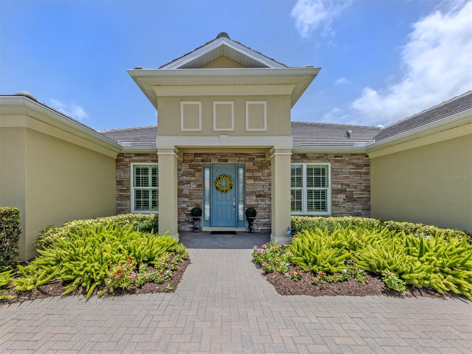 STONE WALK - Residential