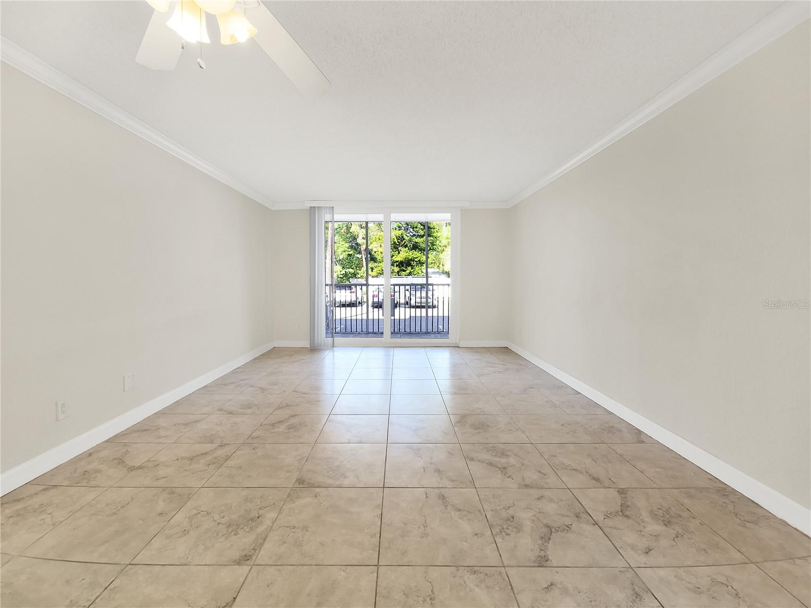 SARASOTA PALMS - Residential
