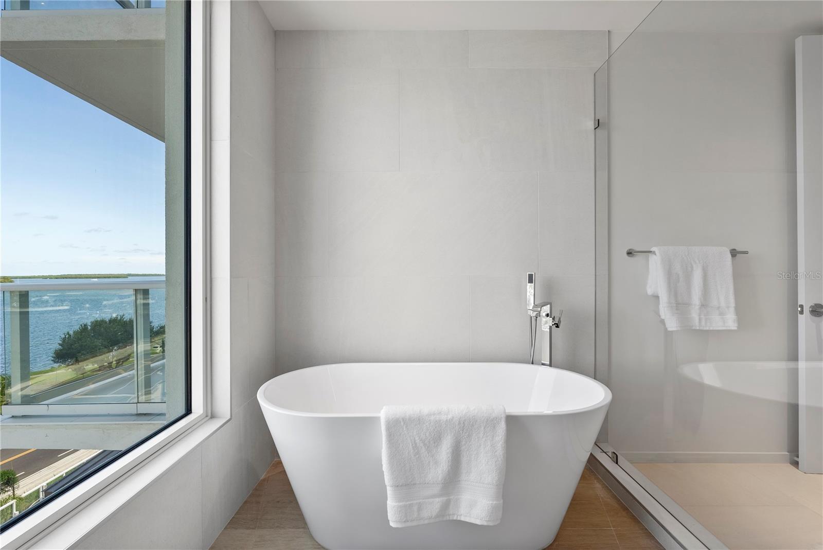 SERENA BY THE SEA CONDO - Residential