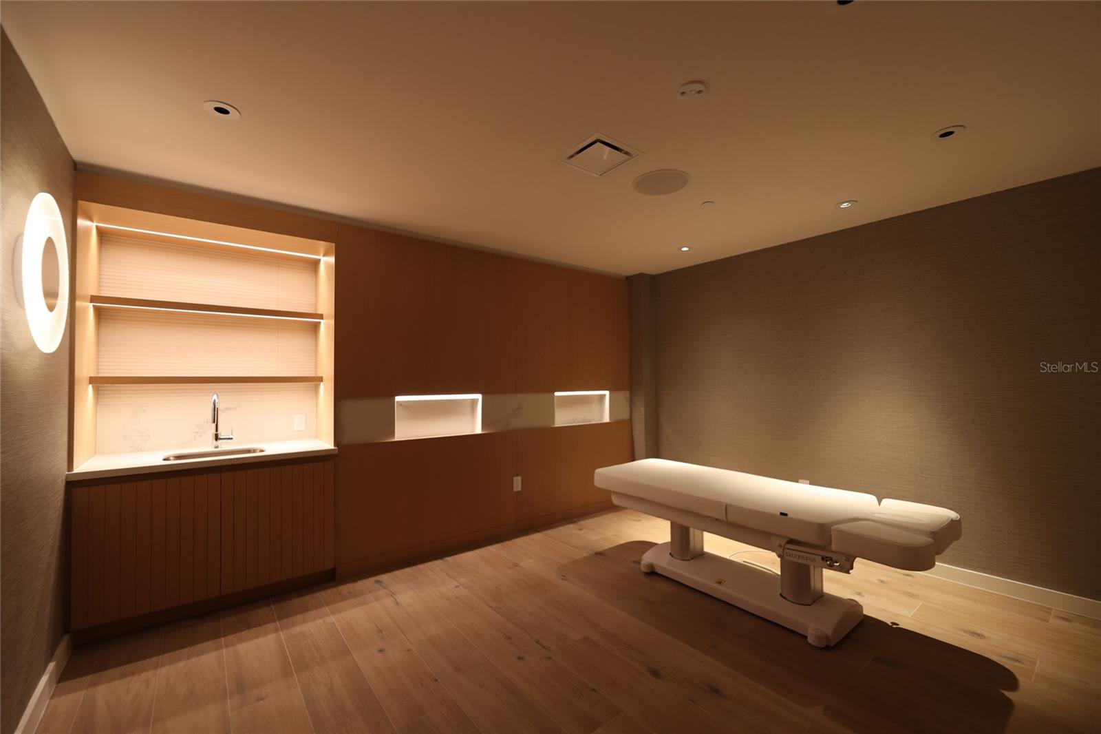 SERENA BY THE SEA CONDO - Residential