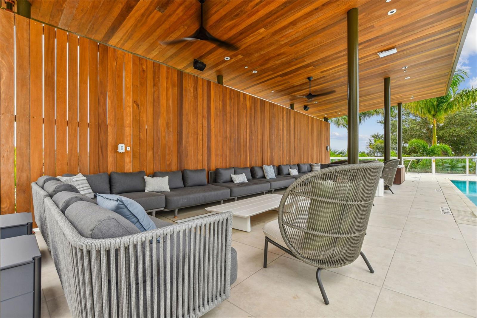 SERENA BY THE SEA CONDO - Residential