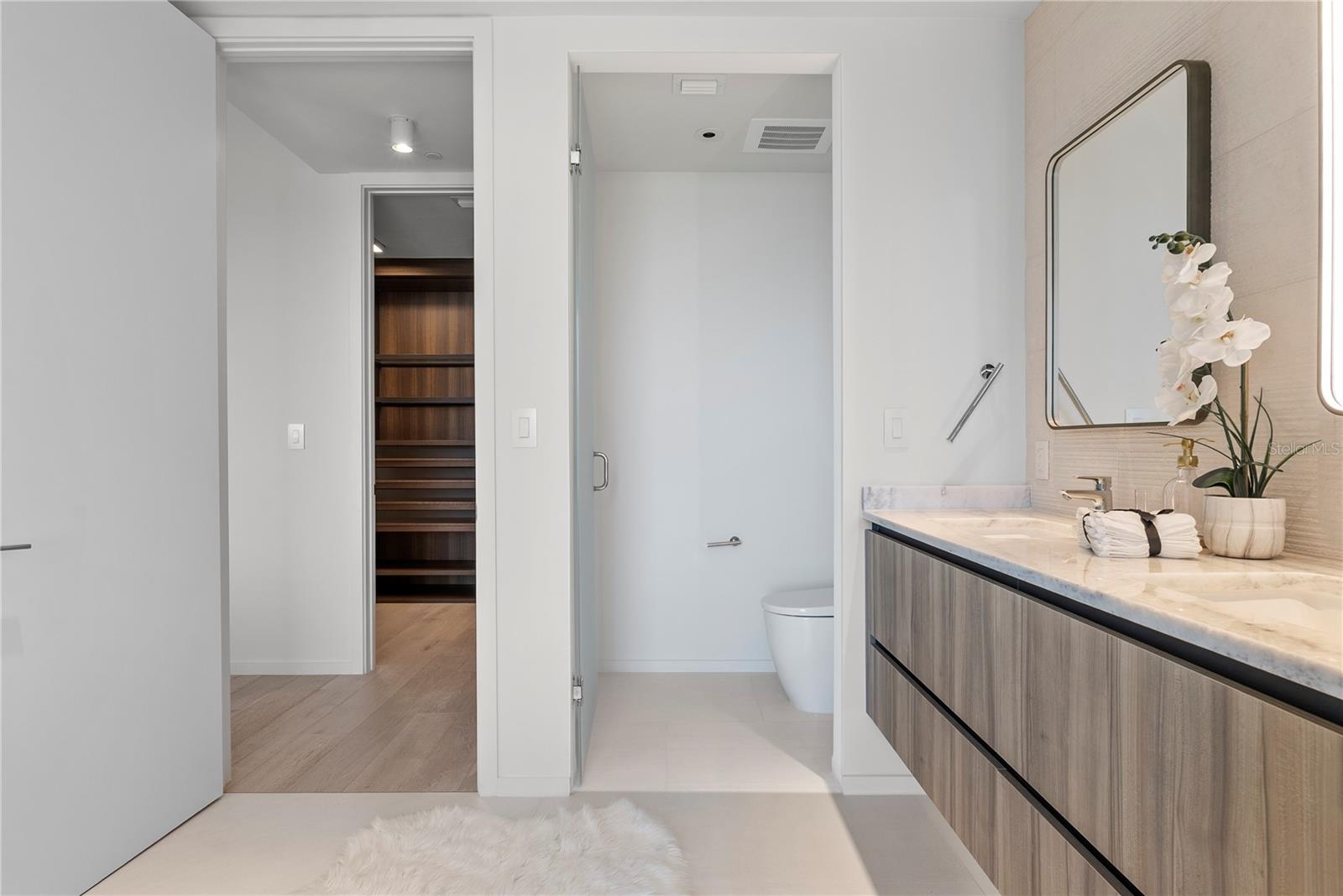 SERENA BY THE SEA CONDO - Residential
