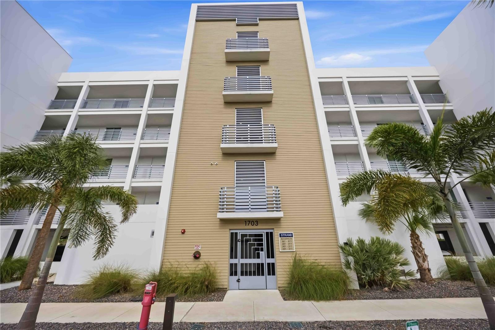 THE STRAND OF SARASOTA - Residential