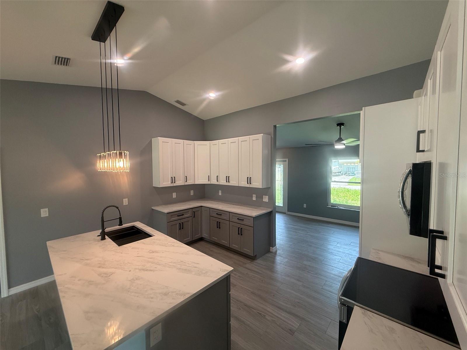 PORT CHARLOTTE SUB 08 - Residential