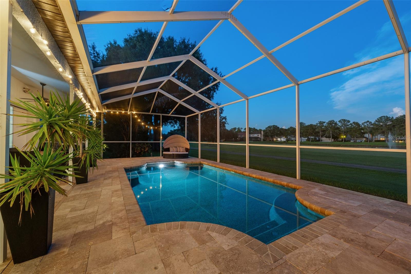 WINDSOR PARK AT THE EAGLES-FI - Residential