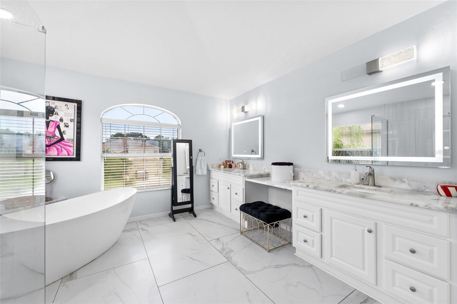 WINDSOR PARK AT THE EAGLES-FI - Residential