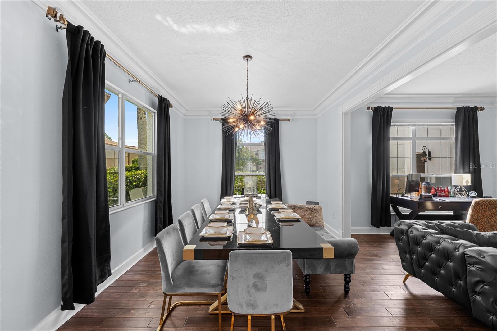 WINDSOR PARK AT THE EAGLES-FI - Residential