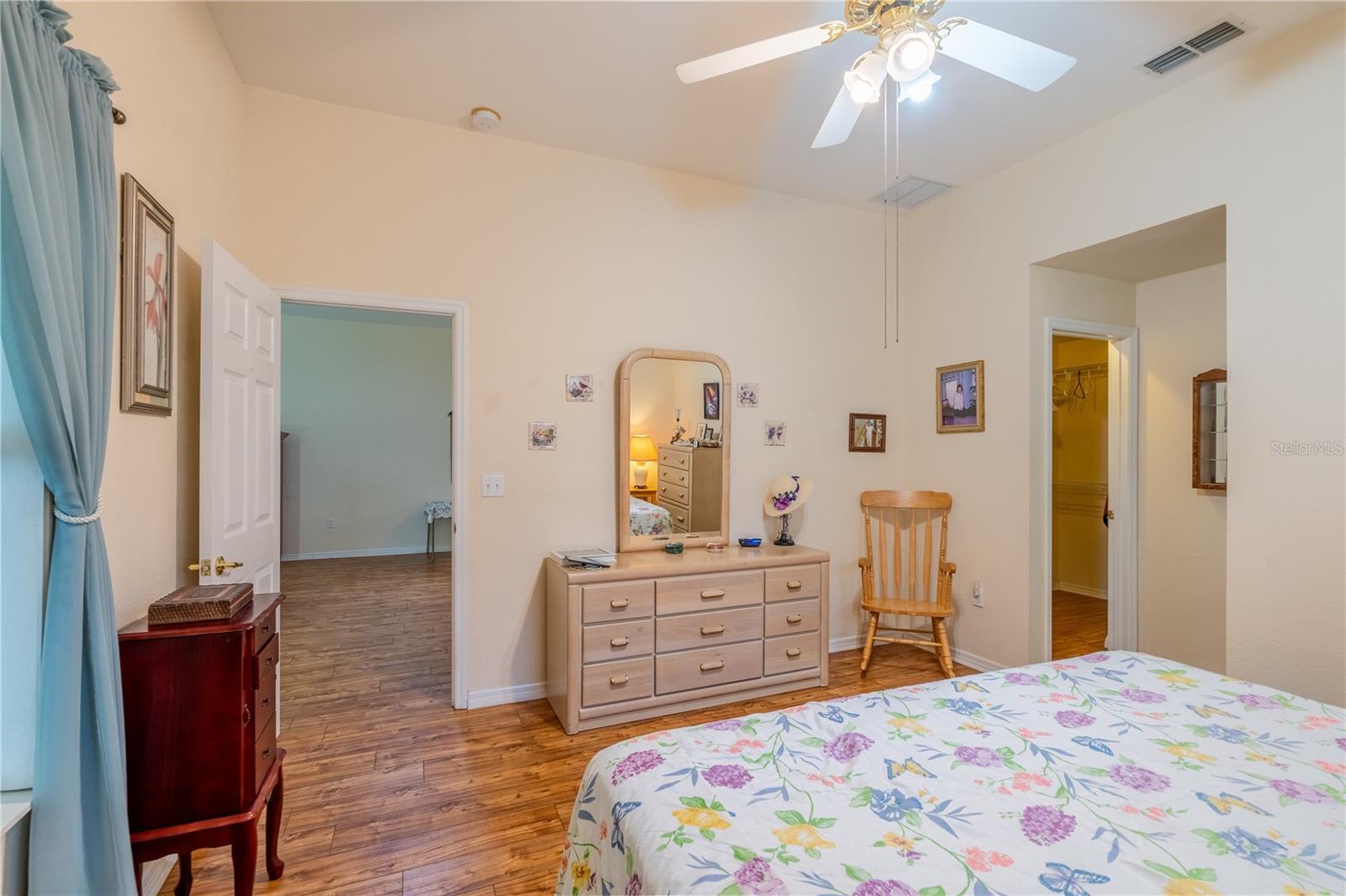 OAK RUN CRESCENT OAKS - Residential