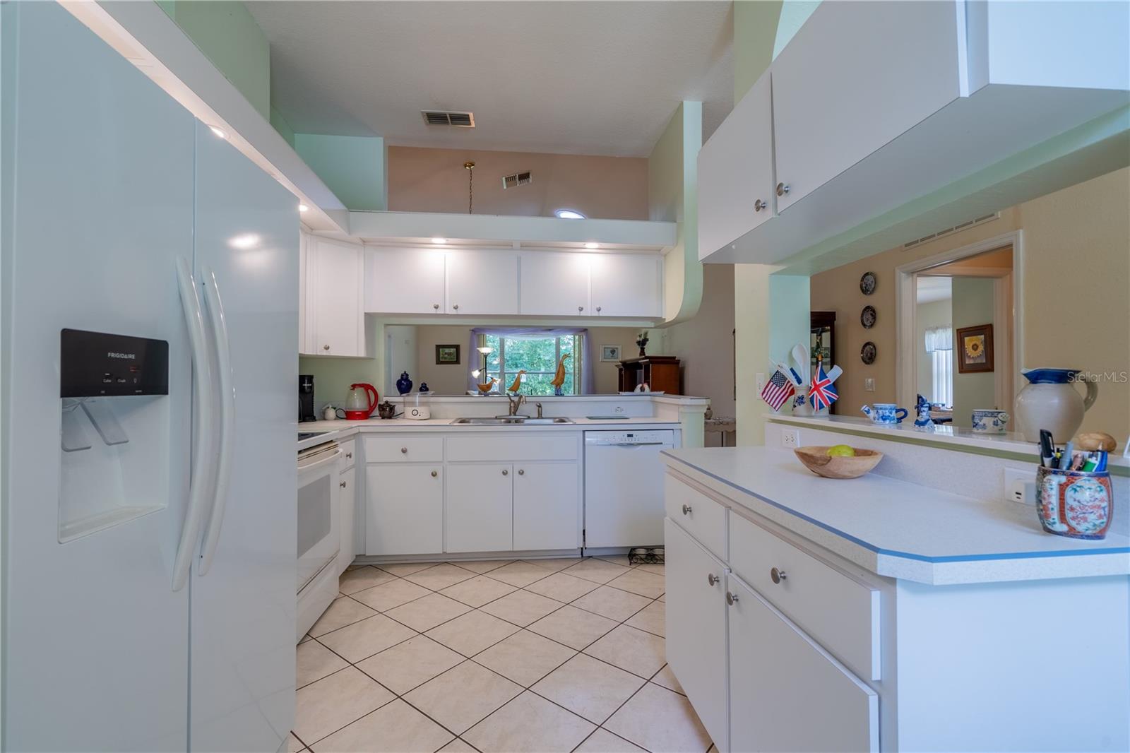 OAK RUN CRESCENT OAKS - Residential