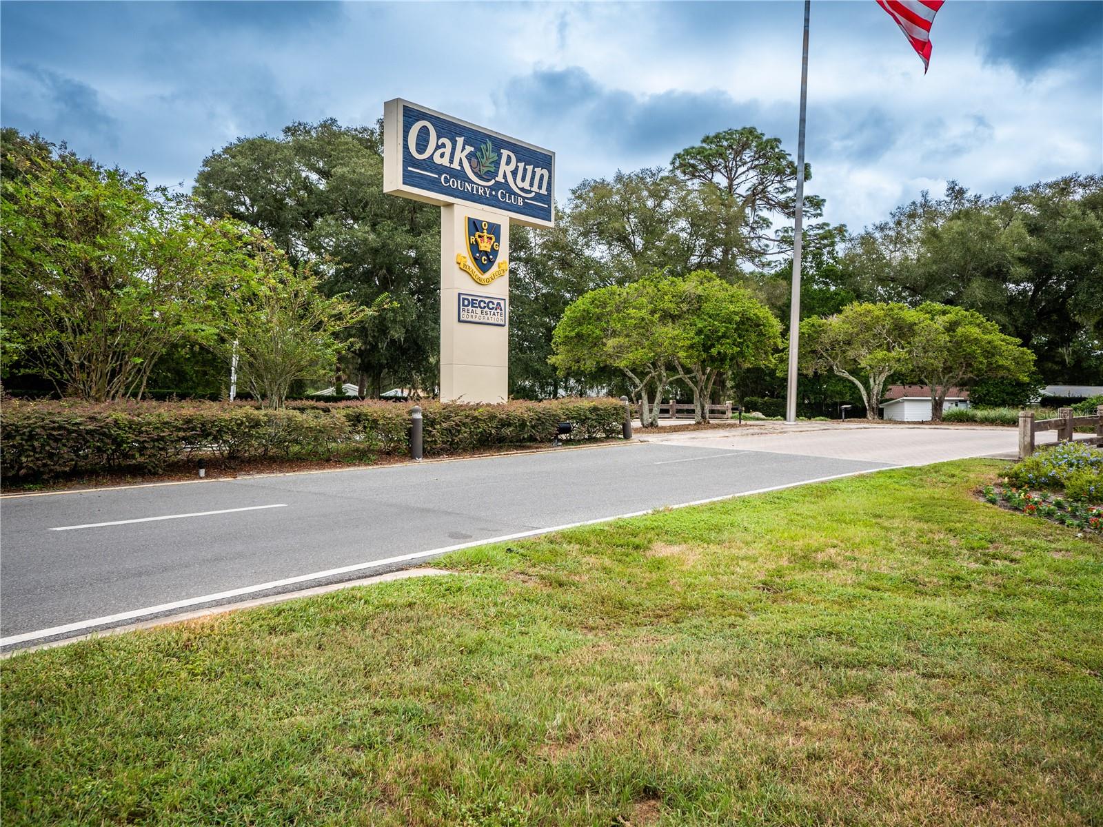 OAK RUN CRESCENT OAKS - Residential