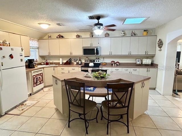 LAKE ORIENTA HILLS UNIT 1 - Residential